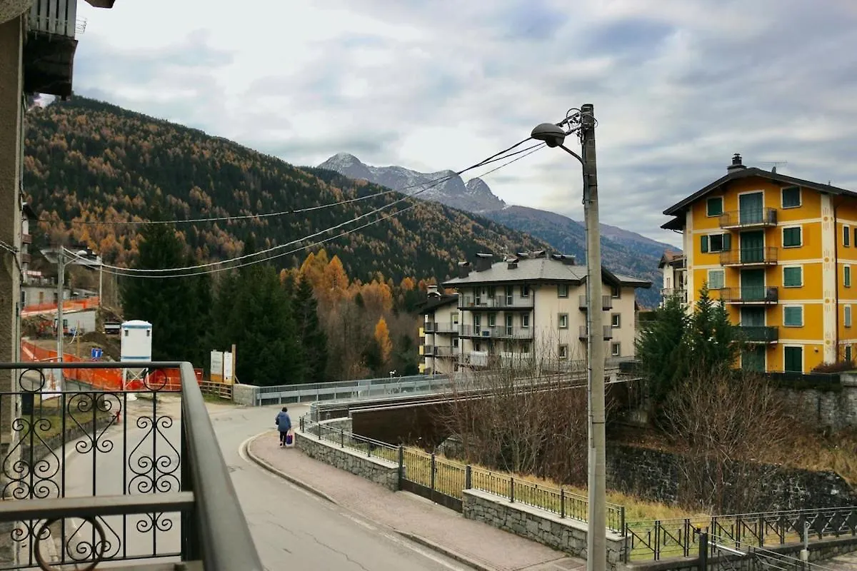 White Nest Apartment Ponte Di Legno 0*,